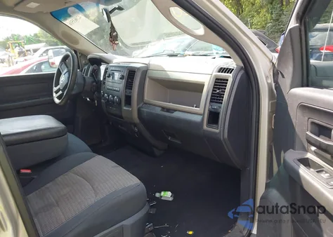 2010 Dodge Ram 1500 St z USA, uszkodzony, nr VIN 1D7RV1GP3AS241130